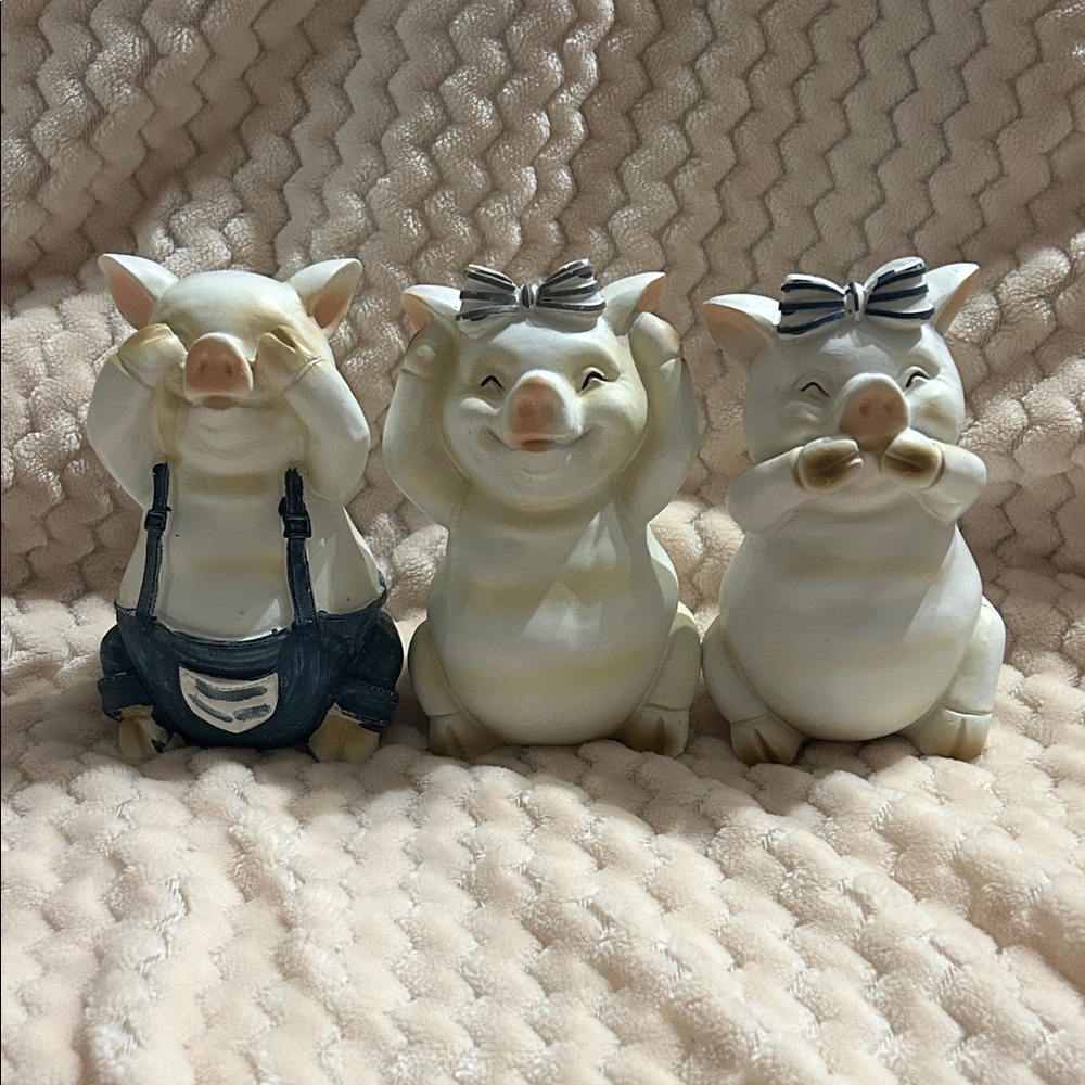 SEE No Evil, HEAR No Evil, SPEAK No Evil Adorable Pig Figurines Set